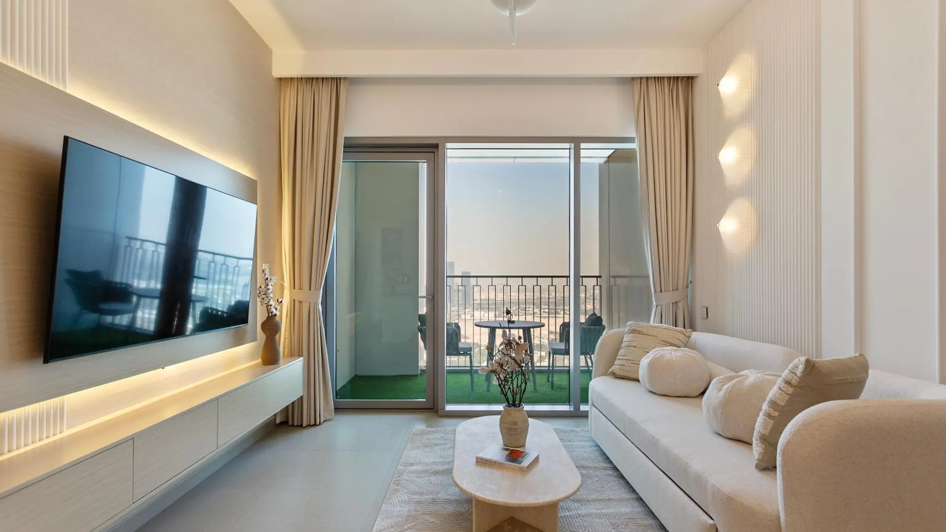 Bright And Exquisite 1-Bedroom In Downtown Views 2 Dubai Apartment